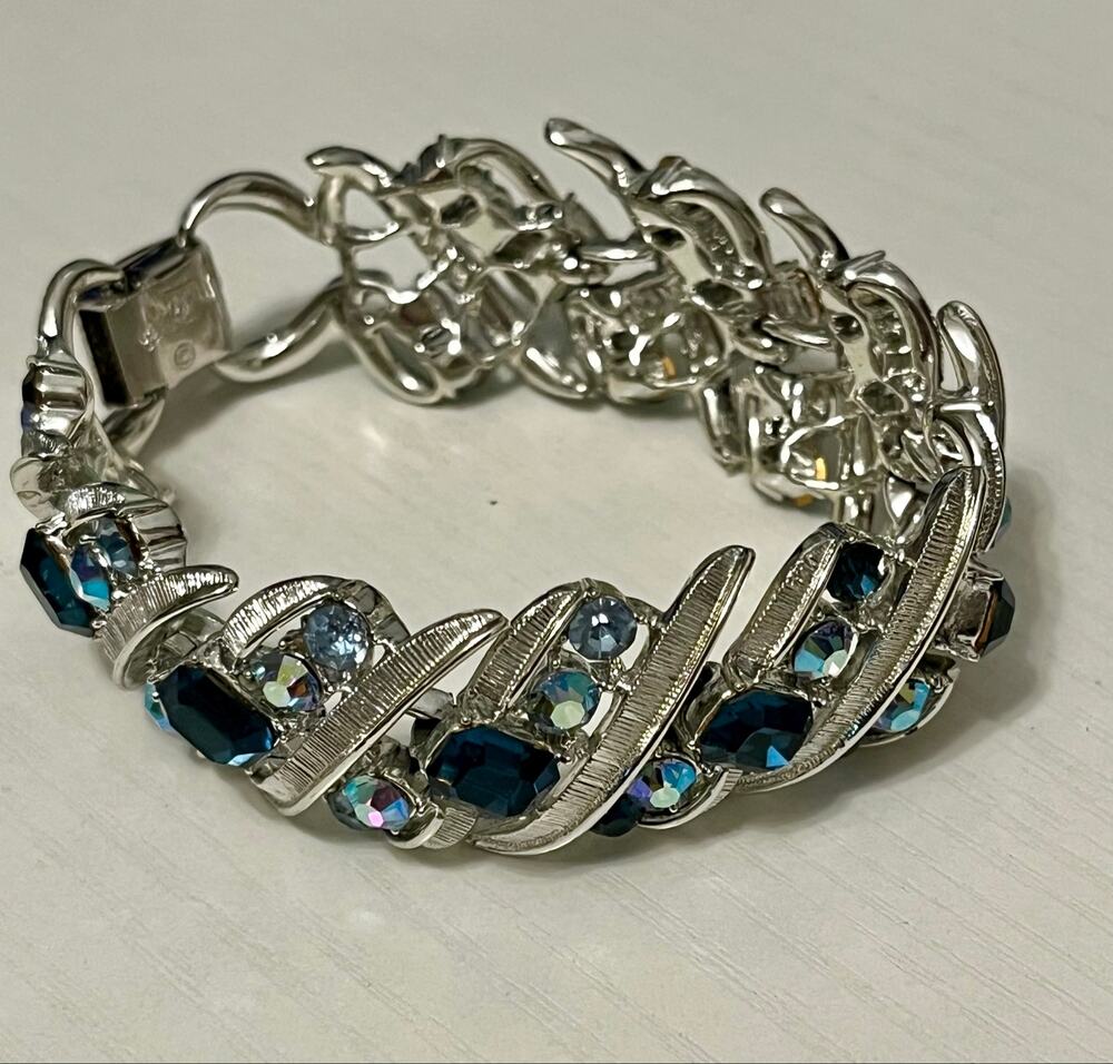 Vintage Signed Coro Blue Rhinestone Bracelet Silver Tone Ribbon Link Mid-Century